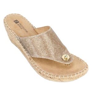 Sz9.5 White Mountain Gold Glitter Beachball wedge slides in GUC